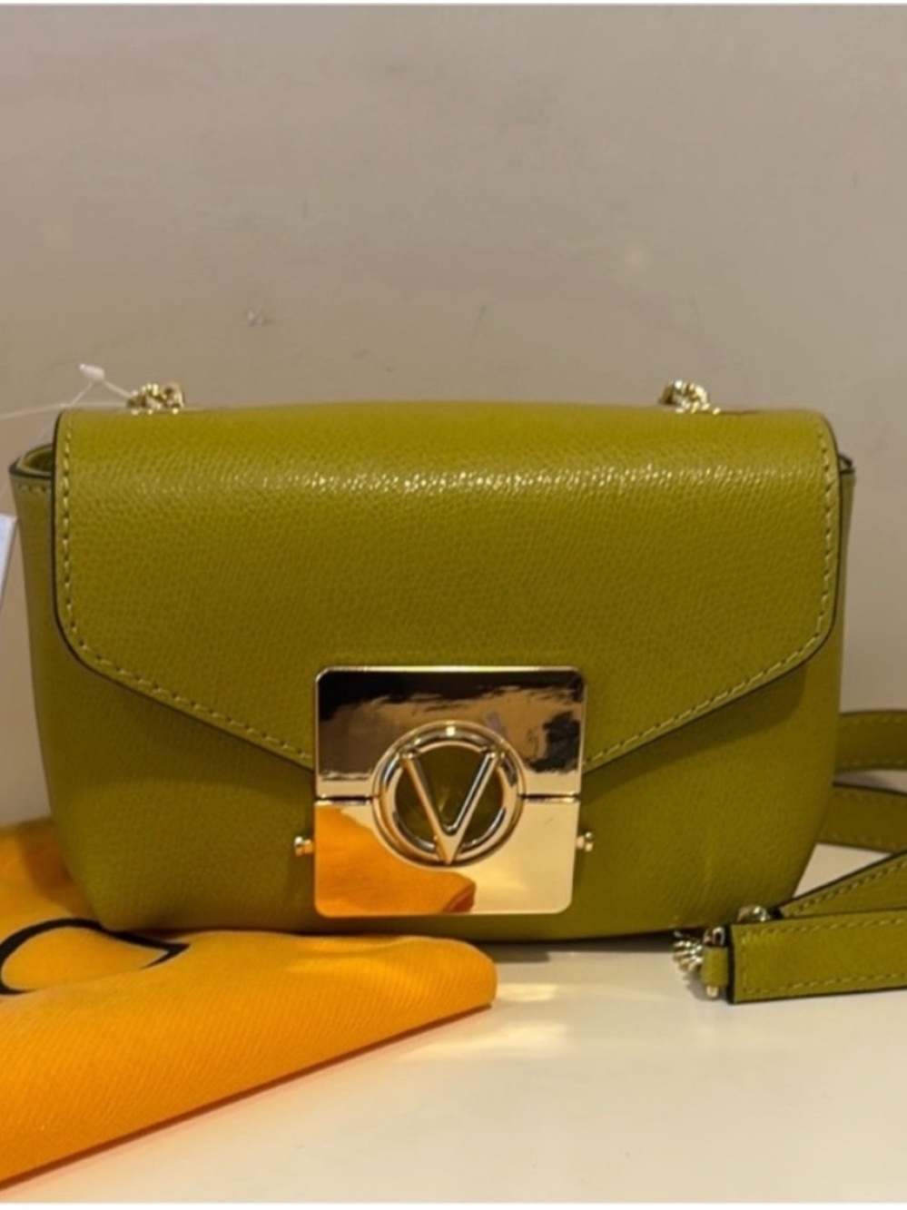 NEW✨NEW✨Valentino Lola Bag by Mario Valentino